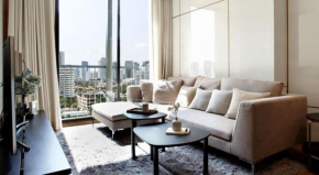 Elegant 2 bedroom Central NaNa